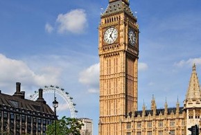 Big Ben, Clock Tower, Elizbeth Tower And London Minicabs